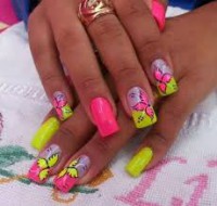 /album/galeria-de-fotos-135-unhas-decoradas-amarelas/unhas-decoradas-amarelas-47-jpg/